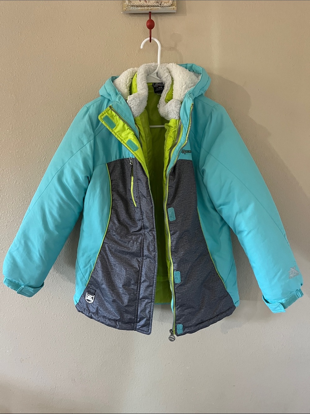 ZeroXposur Aqua and Gray Kids Puffer Jacket with Lime Accents